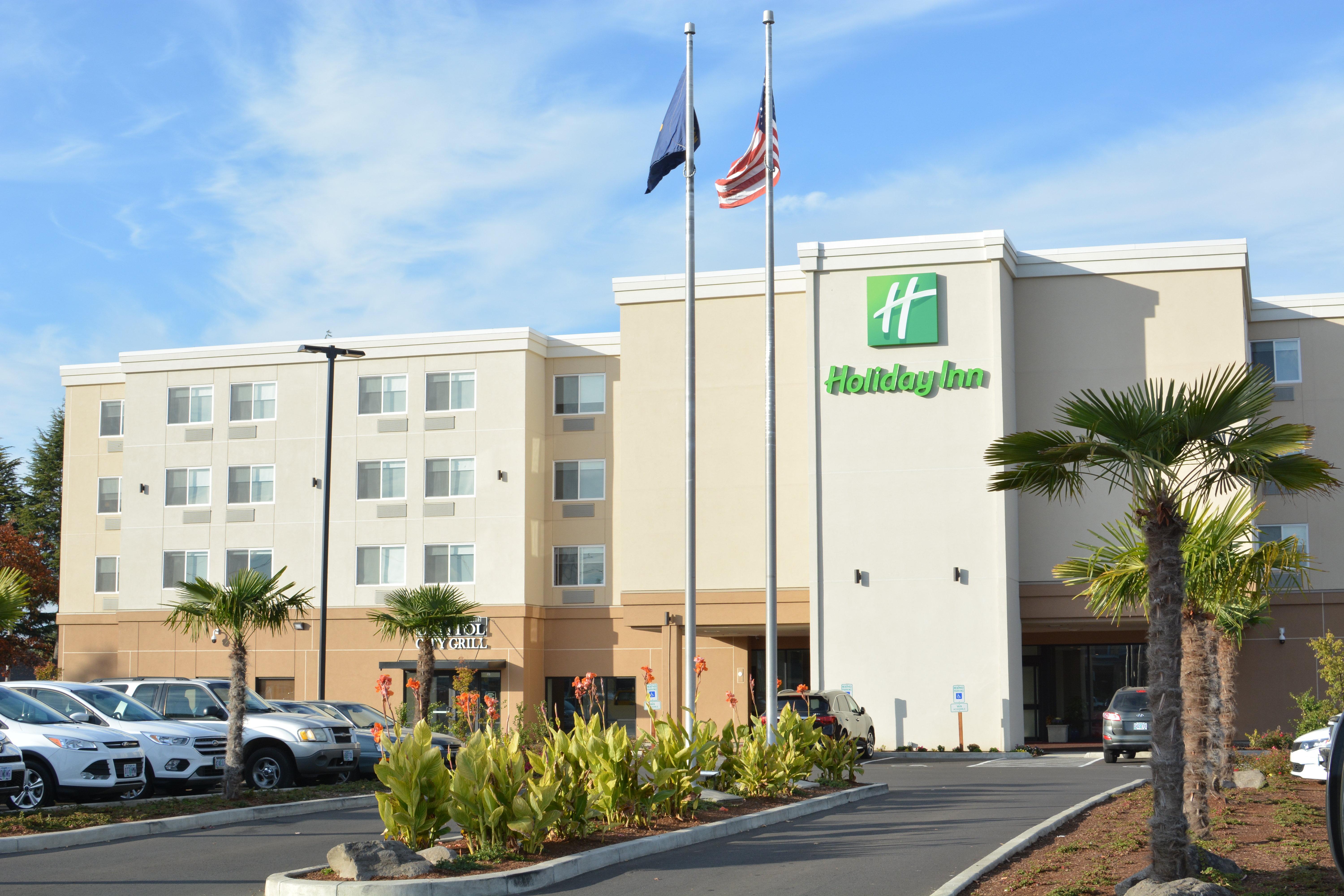 Holiday Inn - Salem By Ihg Exterior photo